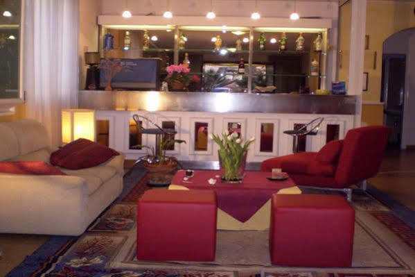 Hotel Criss Rimini Eksteriør bilde